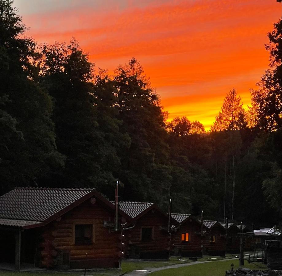 Dum A Dum Zivohost Otel Dış mekan fotoğraf