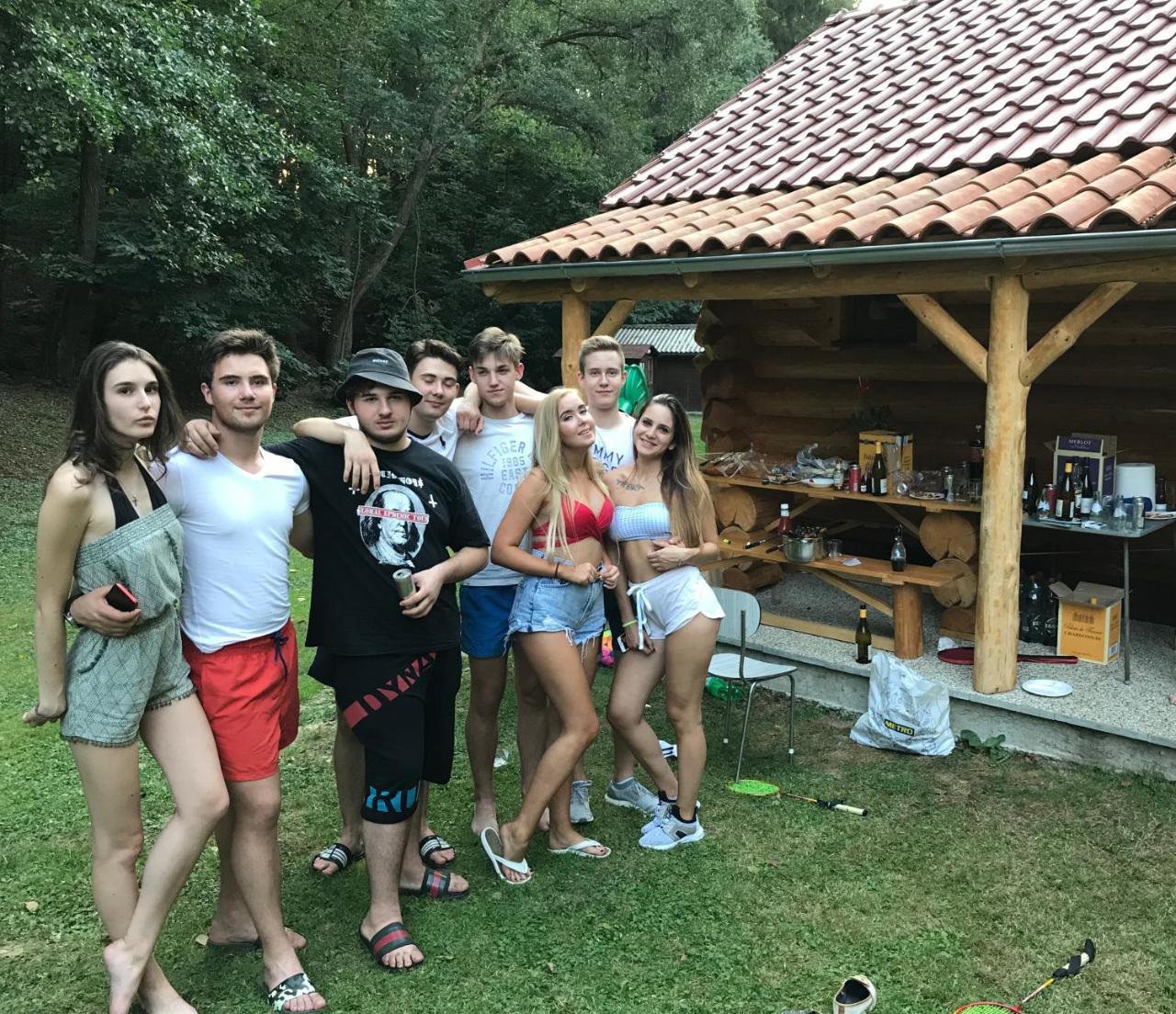Dum A Dum Zivohost Otel Dış mekan fotoğraf